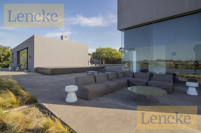 Lencke Vende - Wonderful House in Villalagos