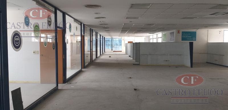 1,870-meter Office Space for Rent in Monserrat