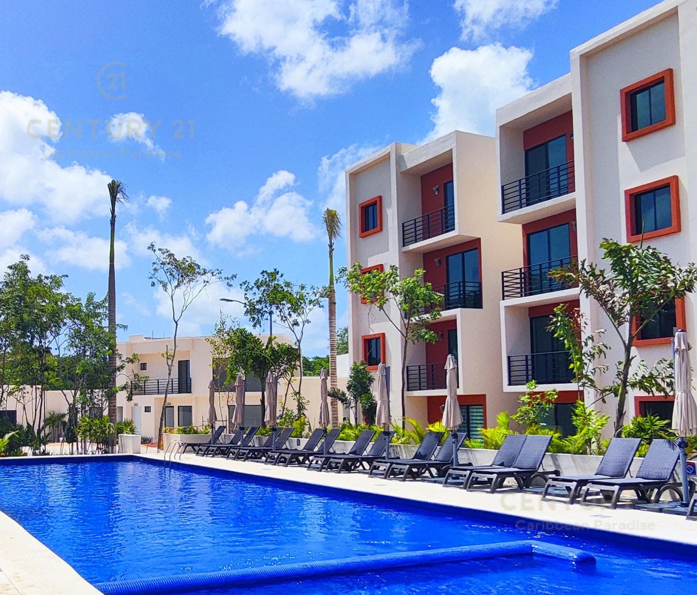 Apartment for Sale on Av. Huayacan C3777