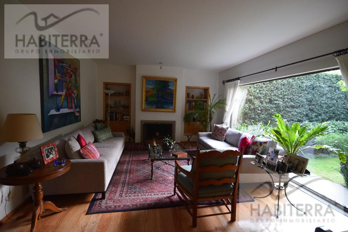 Venta agradable Casa en Lomas de Vista Hermosa