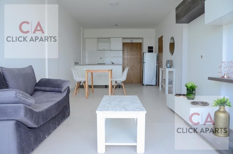 FOR SALE - 3-ROOM APARTMENT WITH BALCONY - BRAND-NEW - SWIMMING POOL - UTILITY ROOM - FLORES