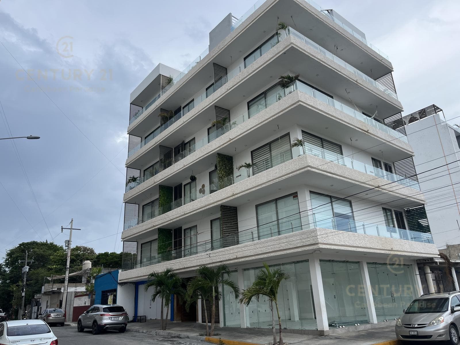 Renta nuevo estudio vacacional en Av 10 con calle 60 P4052