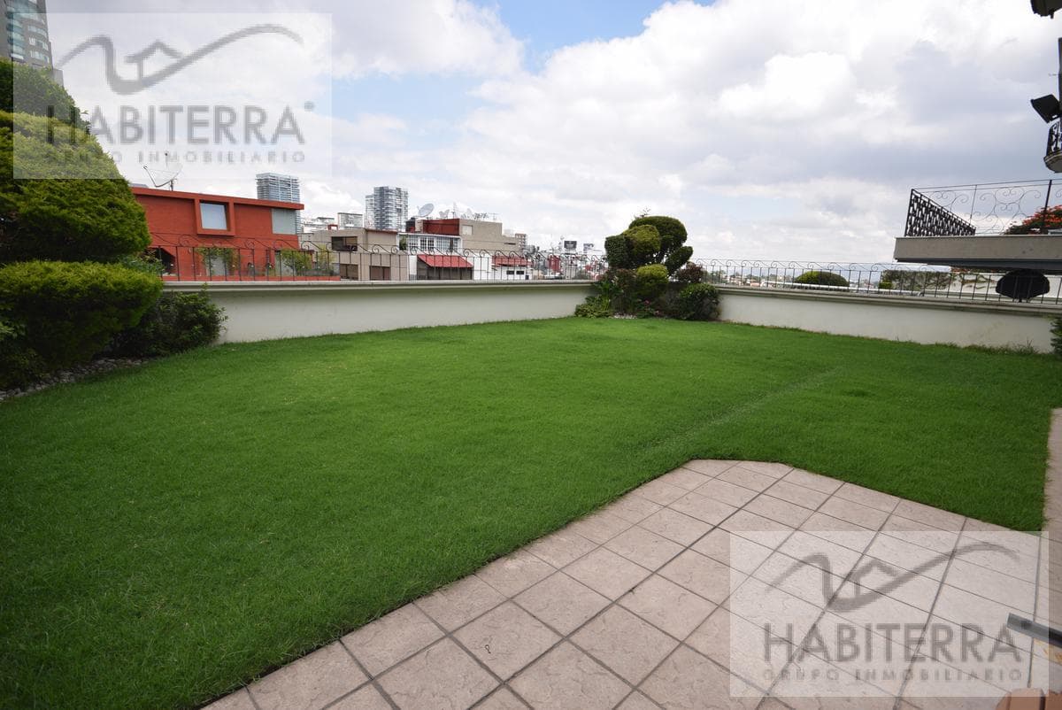 Venta excelente casa en Bosques de las Lomas