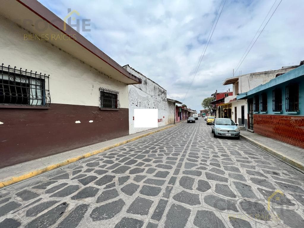 Land for rent in Xico, Veracruz, downtown area, for commercial use.