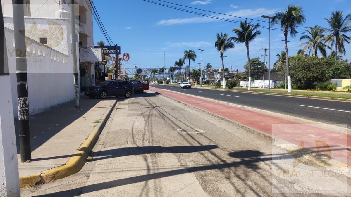 Local - Alfredo V Bonfil, Acapulco, on Barra Viaja Boulevard, beach side