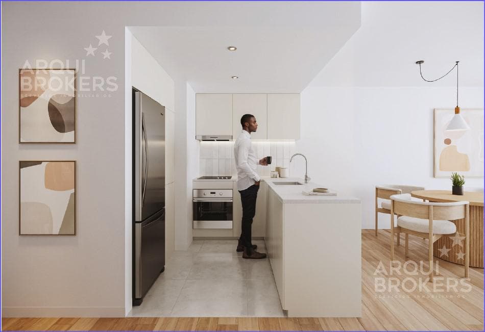 Two-bedroom apartment for sale in Barrio Sur - 202