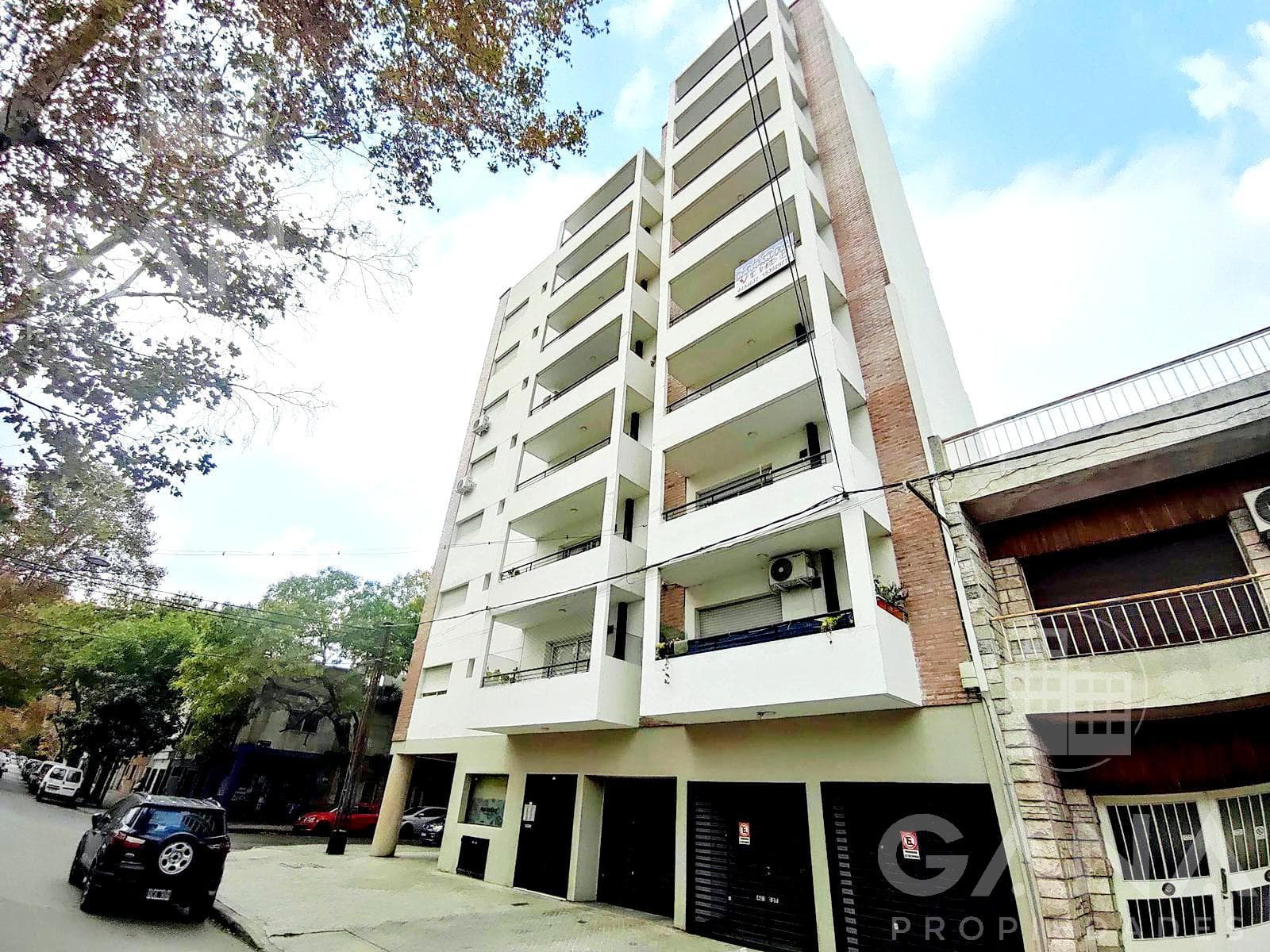 Apartment for sale in the Echesortu neighborhood: studio apartment with a front balcony