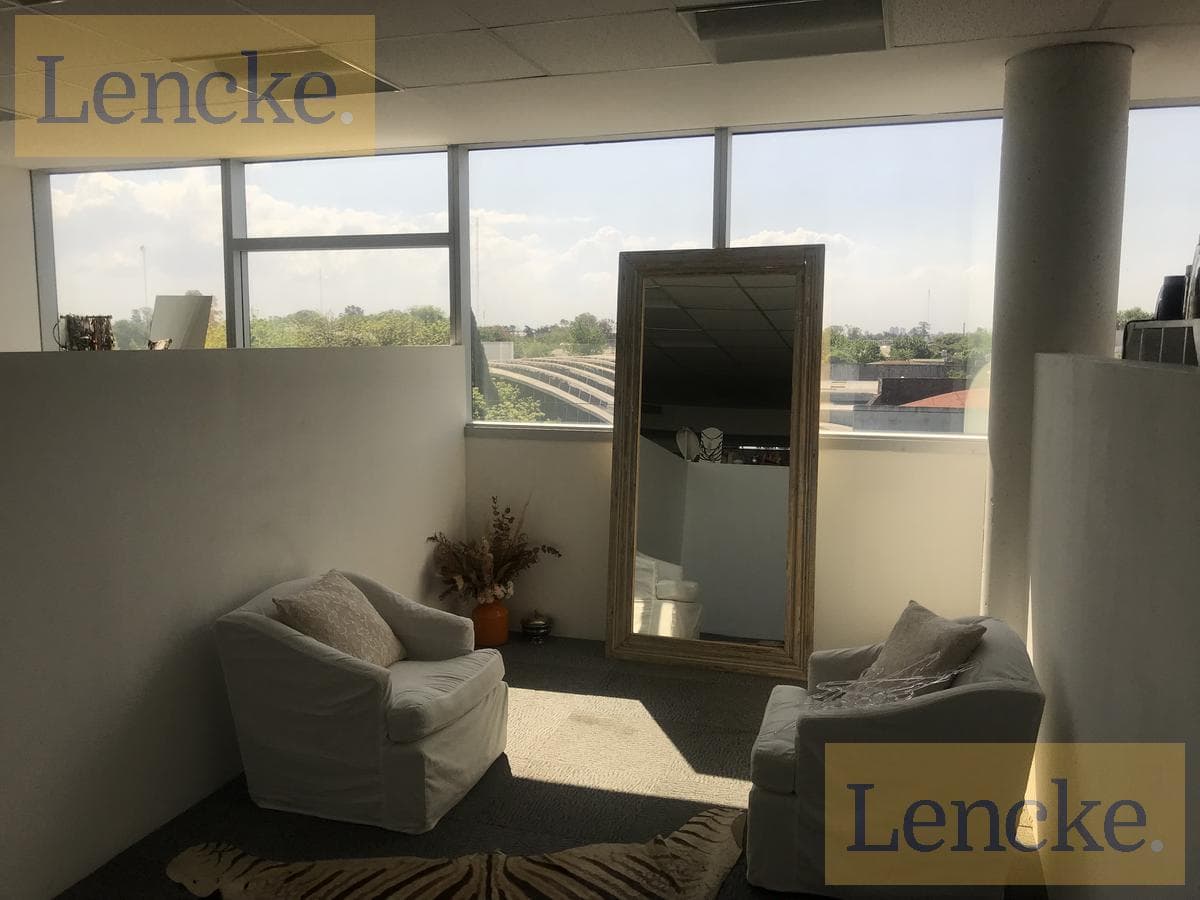 Lencke Vende - Excellent office with 4 parking spaces; a portion of the purchase price can be paid in kind