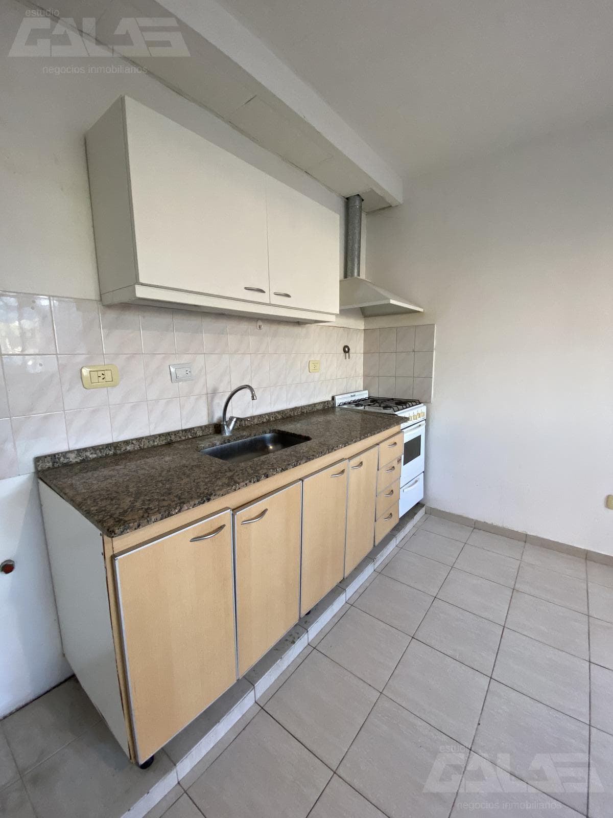 Rental - Apartment - P.H. - San Antonio de Padua