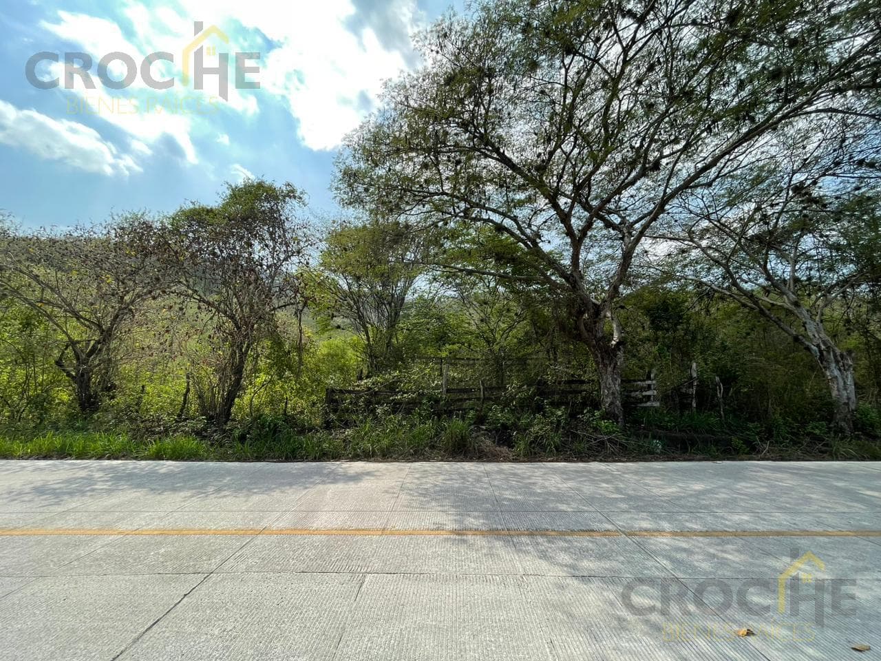 Land for sale in Actopan, El Pedregal area