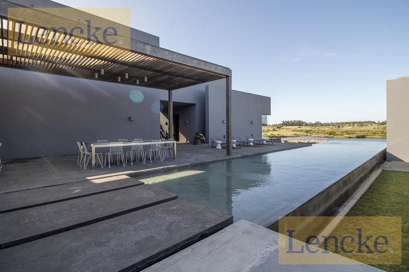 Lencke Vende - Wonderful House in Villalagos