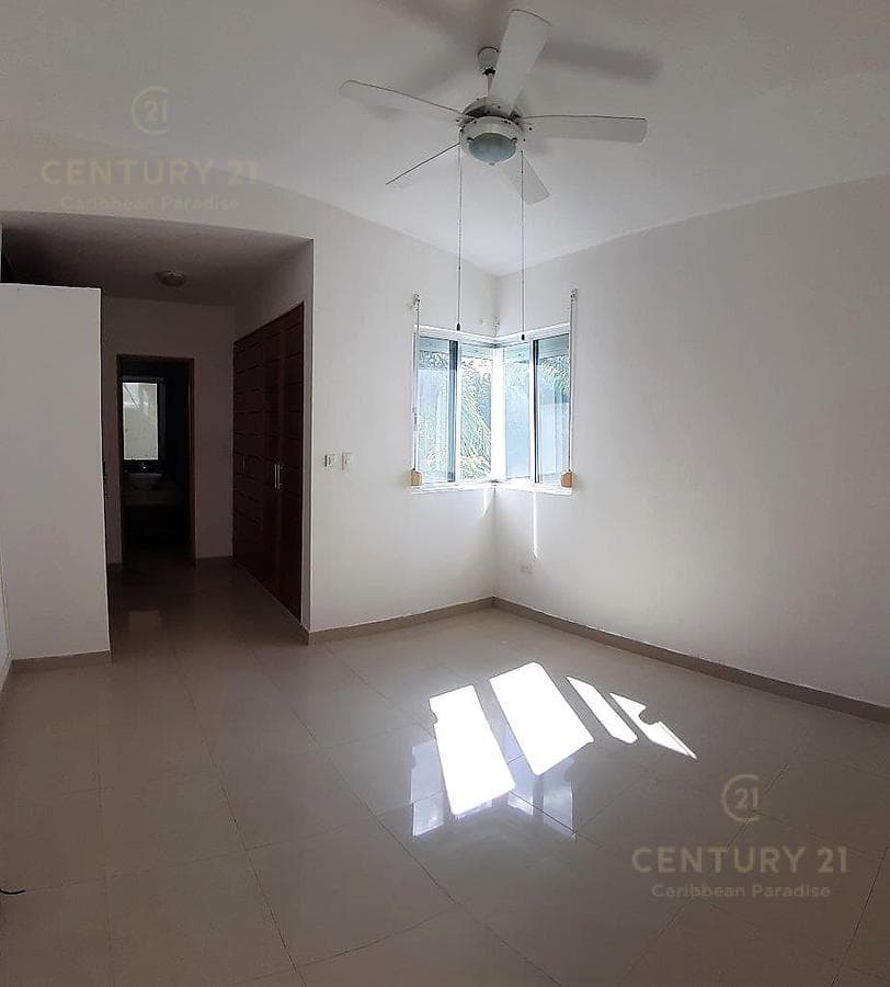 Hermosa casa de 3 rec en venta en Rioja Playacar Playa Del Carmen P3380