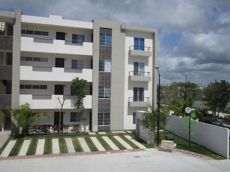 DEPARTAMENTO AMUEBLADO SELVANOVA PLAYA DEL CARMEN P2281