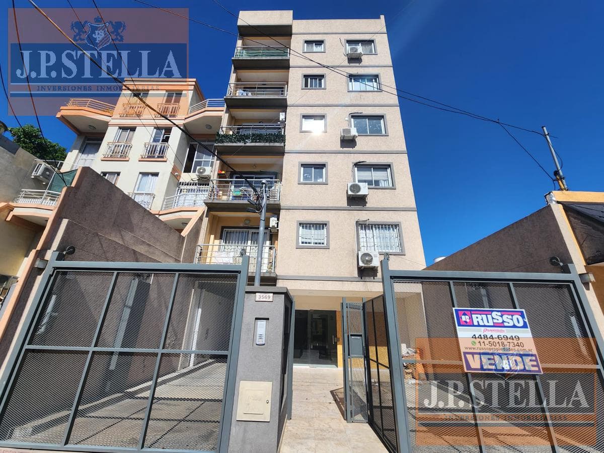 Dpto 2 Ambientes Contra Frente 48 m² Cub. en San Justo (Centro)