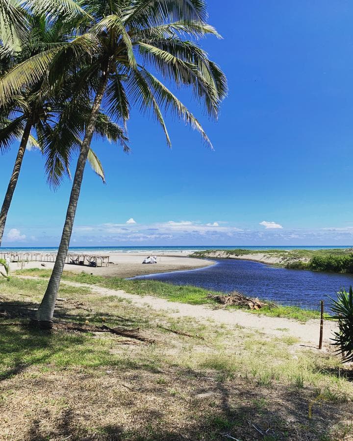 House for sale in Casitas, Veracruz, with a beach view and a large lot