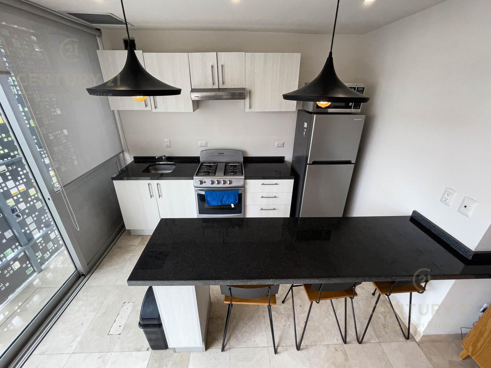 2-Bedroom Apartments for Sale in a Prime Location in Playa del Carmen P3995