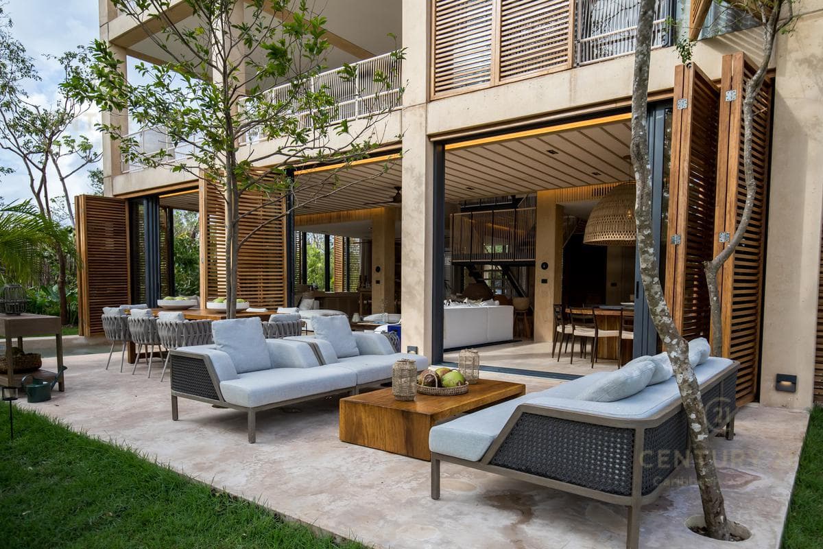 Increible casa en zona residencial prvilegiada de Playa del Carmen P3452