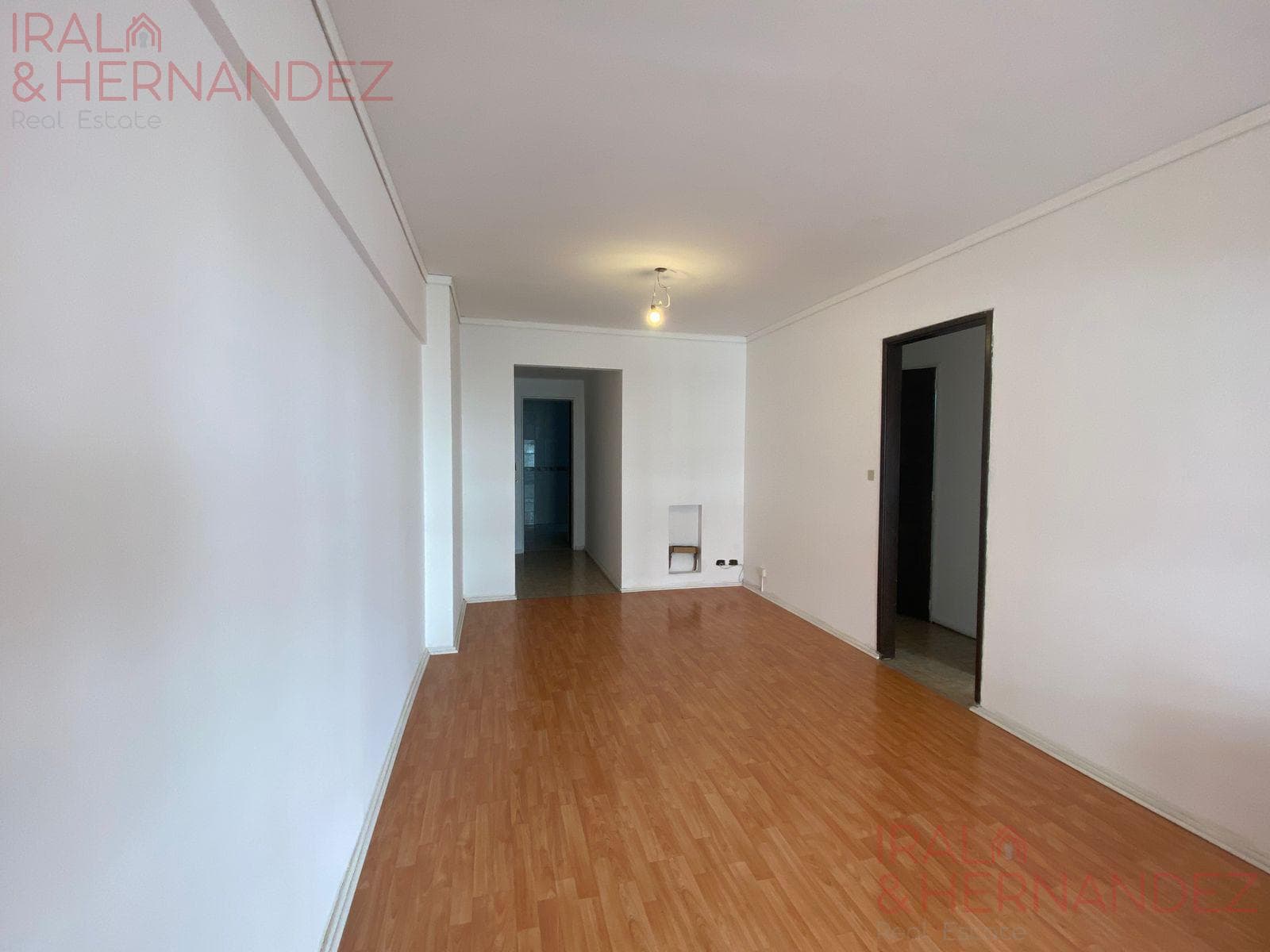 3-Room Apartment for Rent in Recoleta with a Balcony and Terrace
