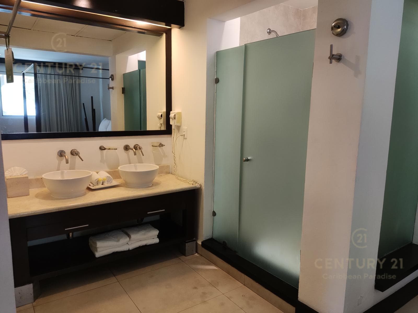 Hermoso departamento en venta a una cuadra de la Playa P4003