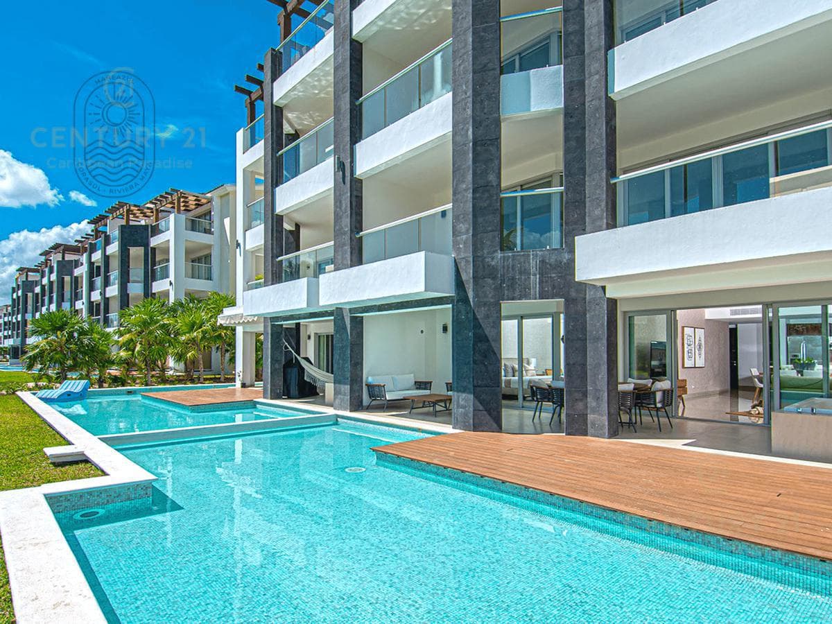 Increíble Departamento en Venta de 3 rec en lujoso Condominio cerca del Mar P3984