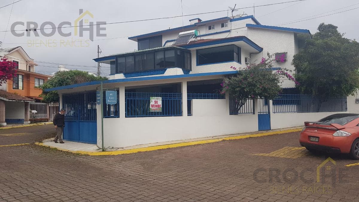 House for sale in Xalapa, Veracruz, in the Sipeh Animas private development, 5 bedrooms