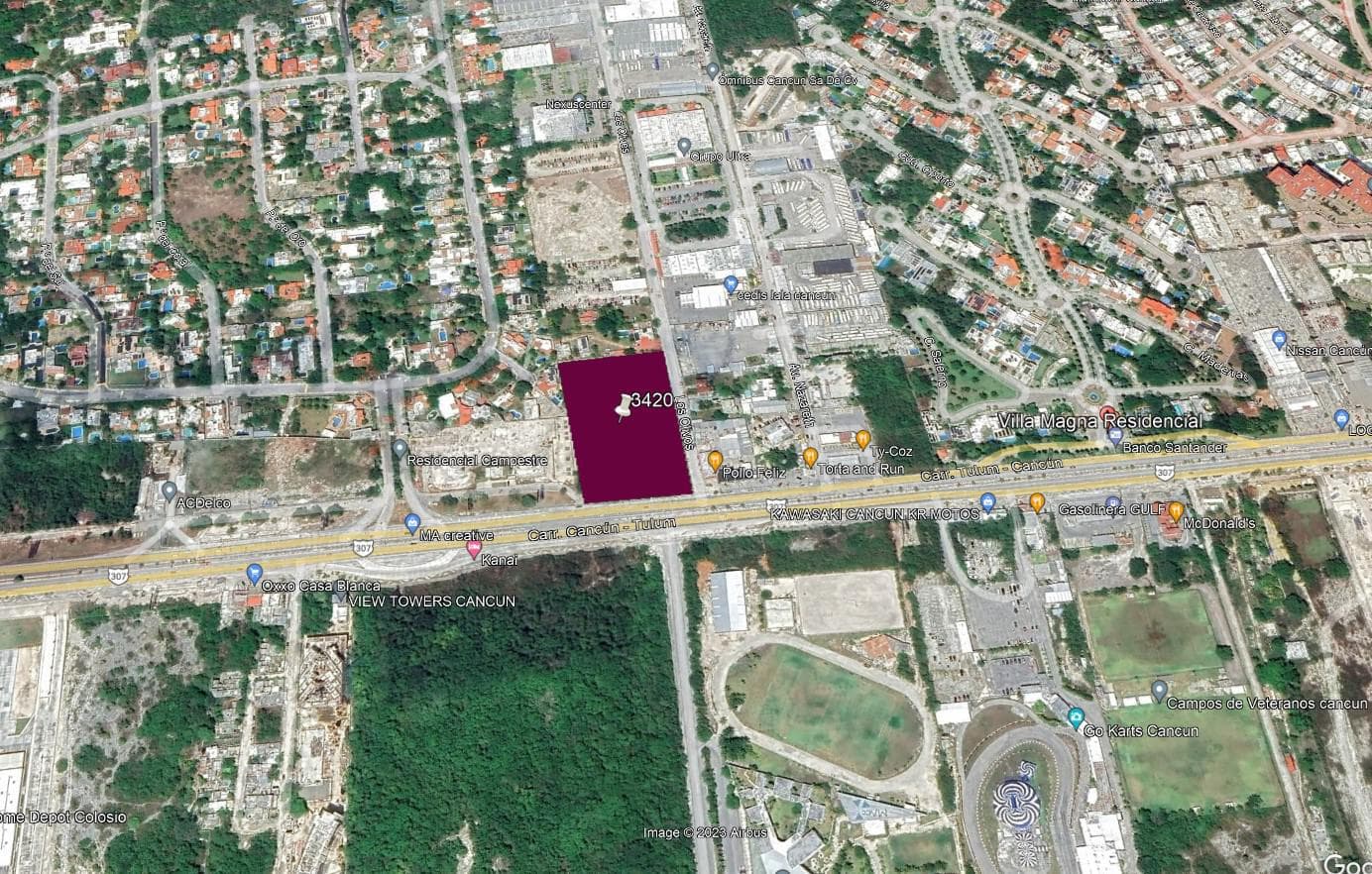 Land for sale on Luis Donaldo Colosio Boulevard