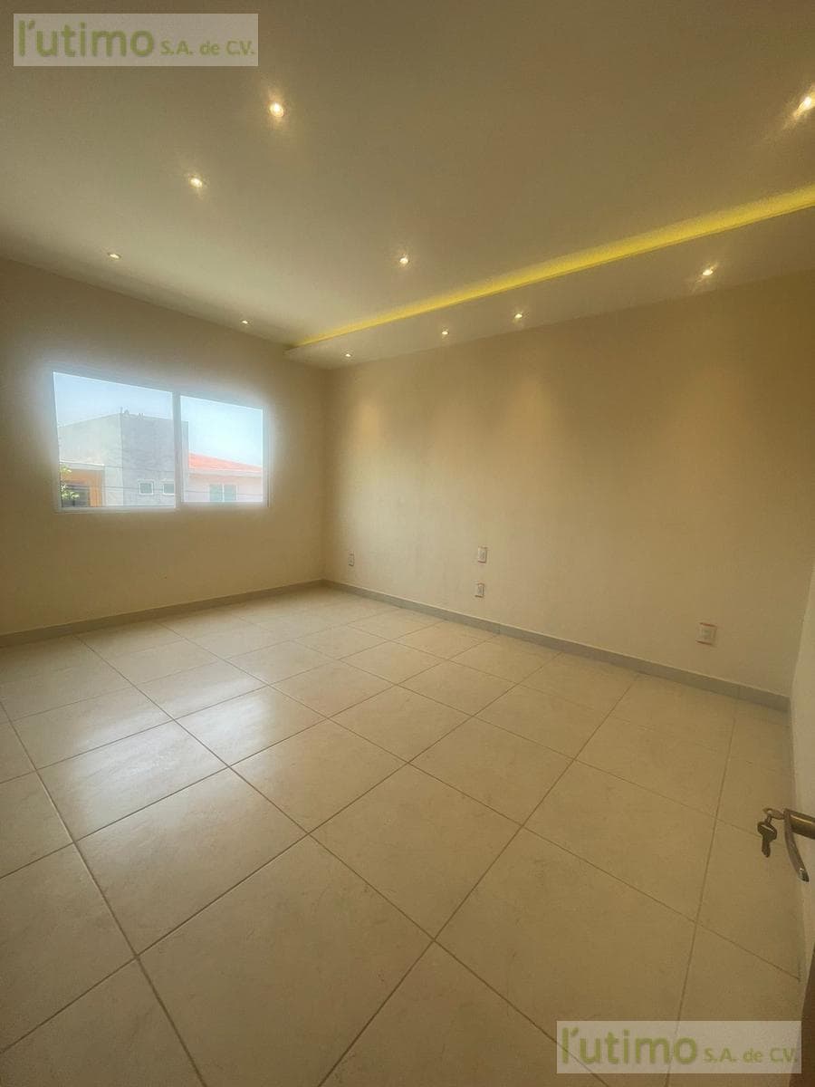 HOUSE FOR SALE, NORTHERN AREA, OCOTEPEC, CUERNAVACA