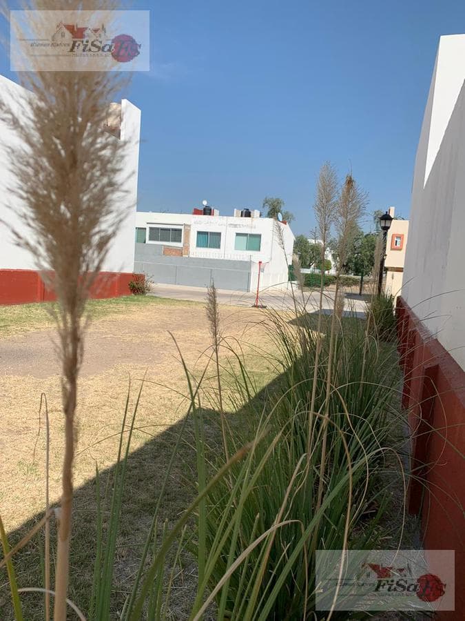 HOMES FOR SALE IN VIÑEDOS 39