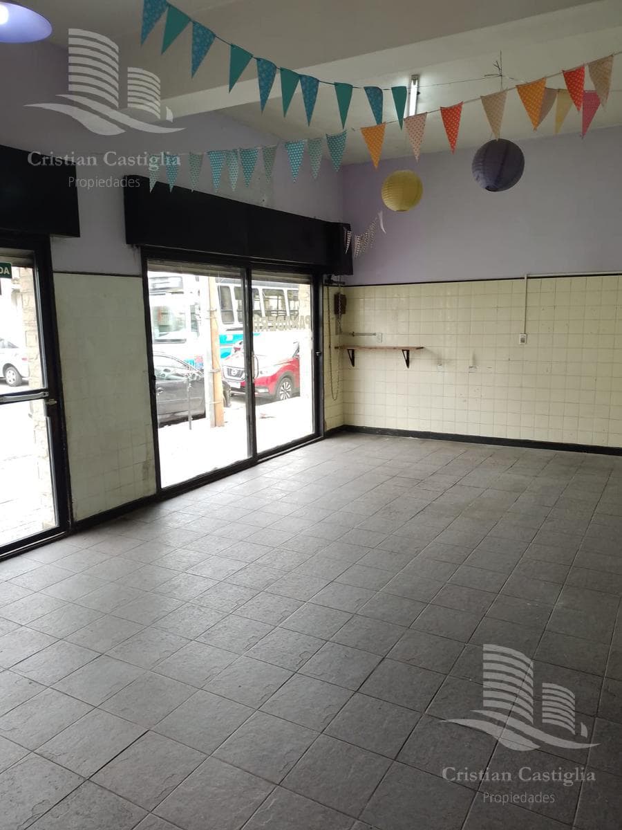 For Rent - Single-Phase Commercial Space - Carapachay, Vicente López