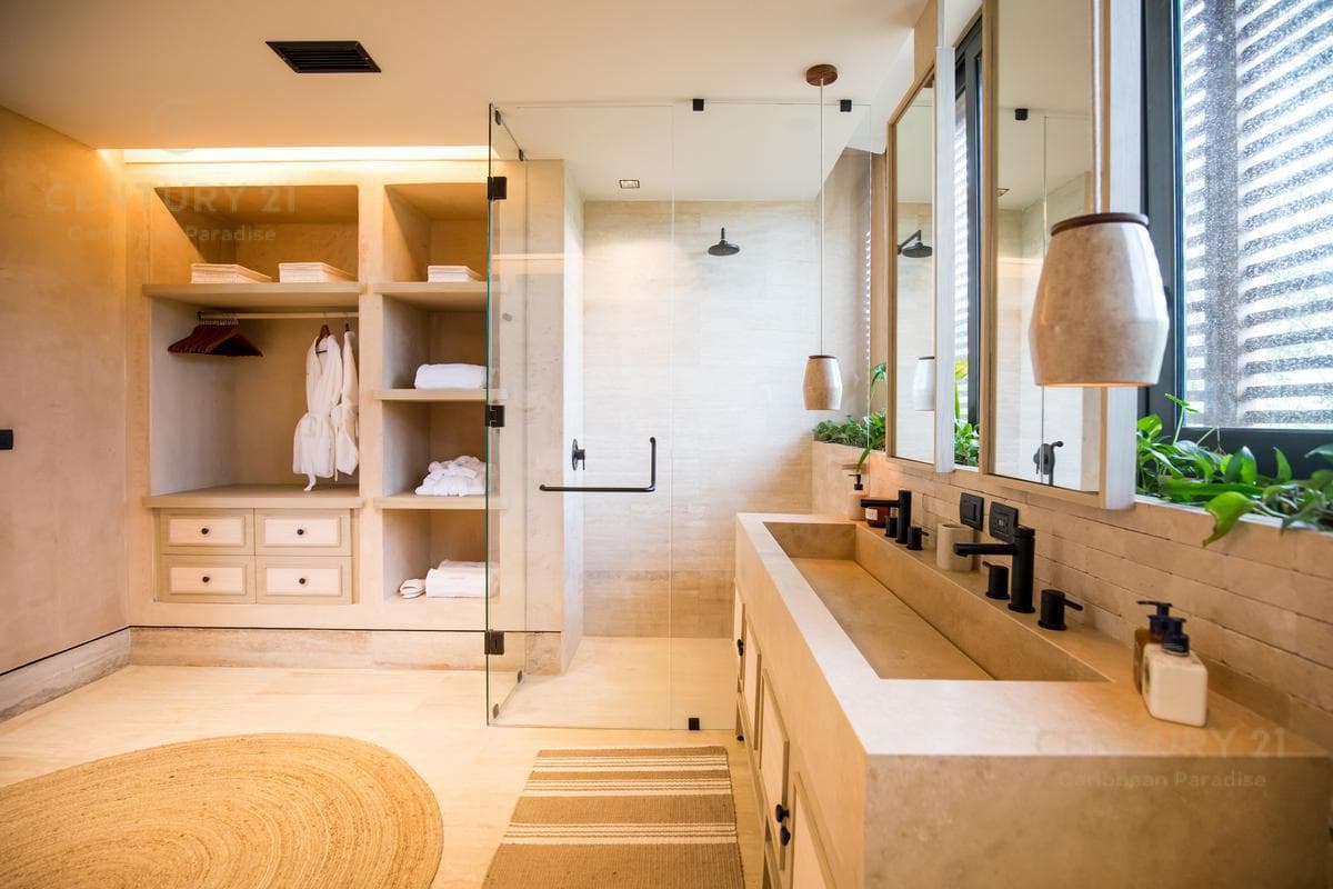 Increible casa en zona residencial prvilegiada de Playa del Carmen P3452