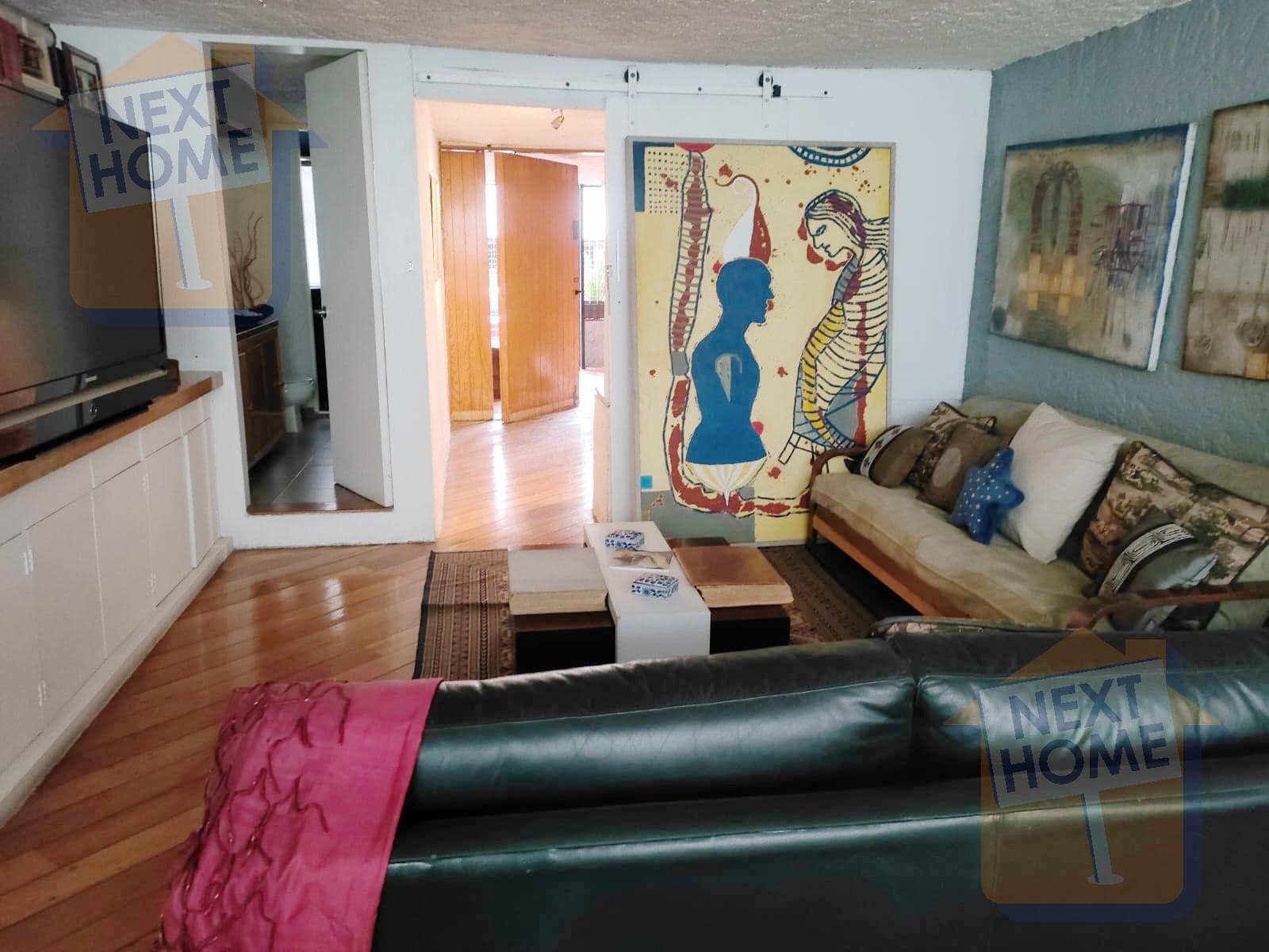 HOUSE FOR SALE ON HEROES OF THE REVOLUTION STREET