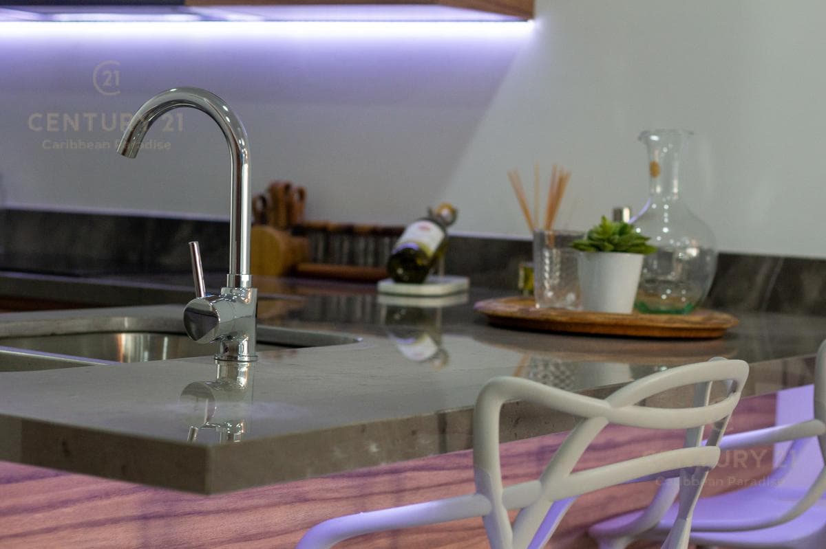 Apartment for Sale in Cancún, Av. Huayacan, C3171