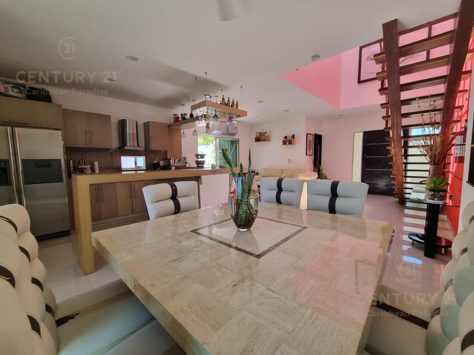 Casa 3 Recamaras en Venta | Nuevo Playa del Sol | Con Alberca Privada | P3918