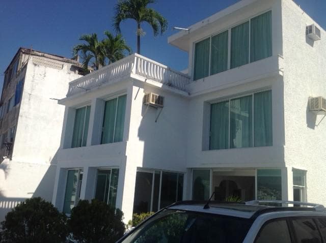 Costa Azul House