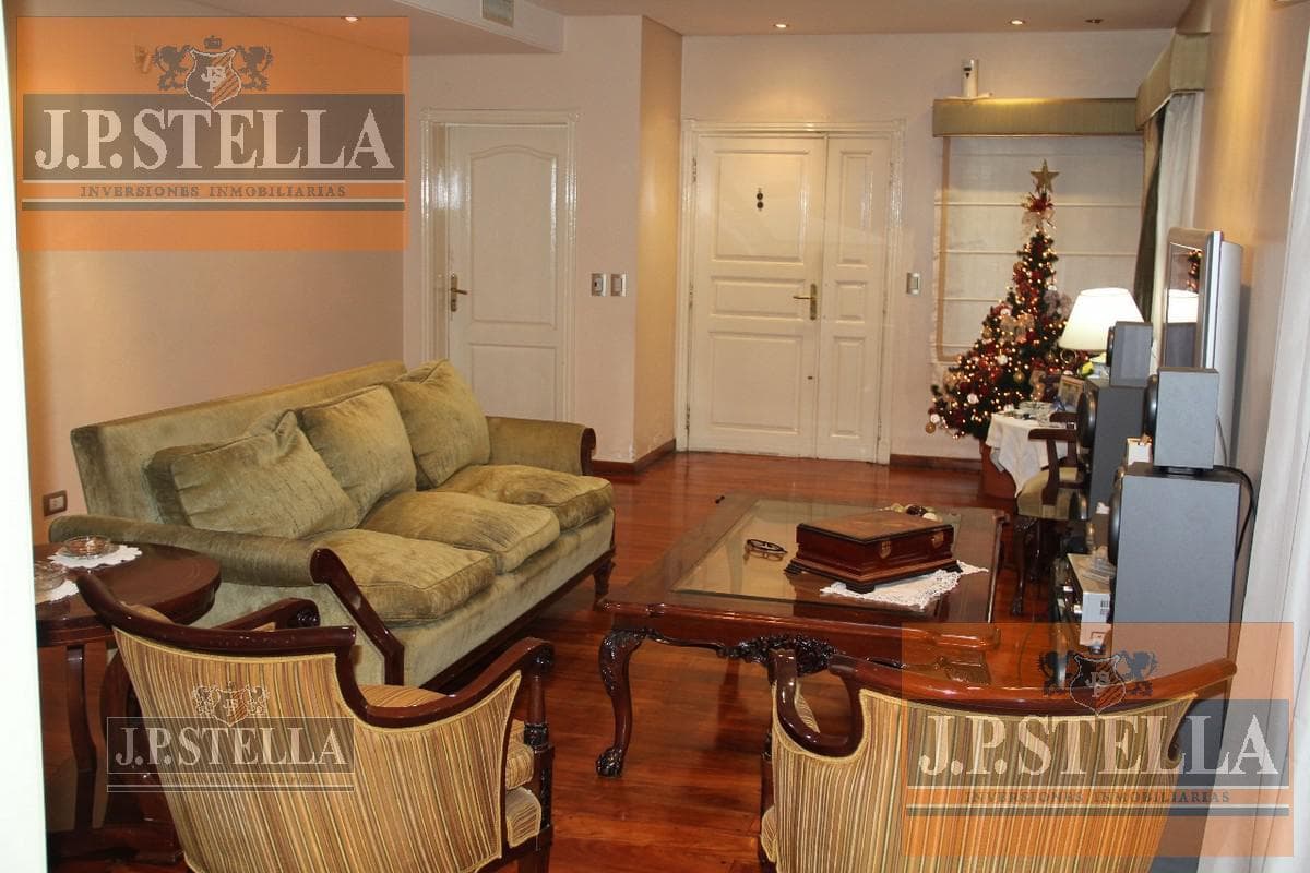 Excelente Casa Minimalista 5 Amb c/ 2 Garage y Pileta Climatizada - S.Justo (Ctro)