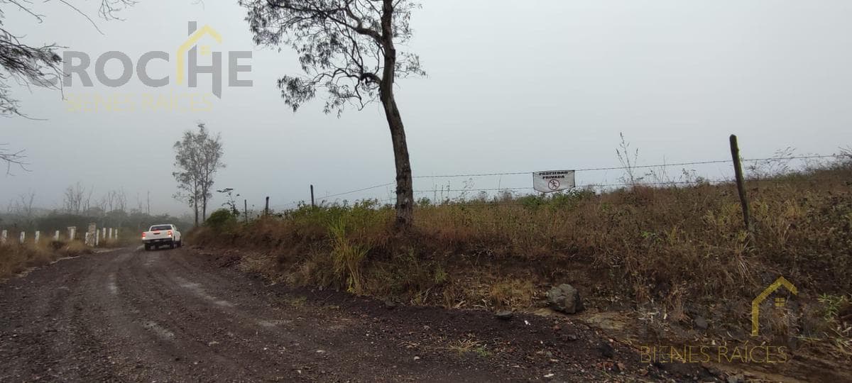 LAND FOR SALE ON EMILIANO ZAPATA STREET IN THE LA PRADERA AREA