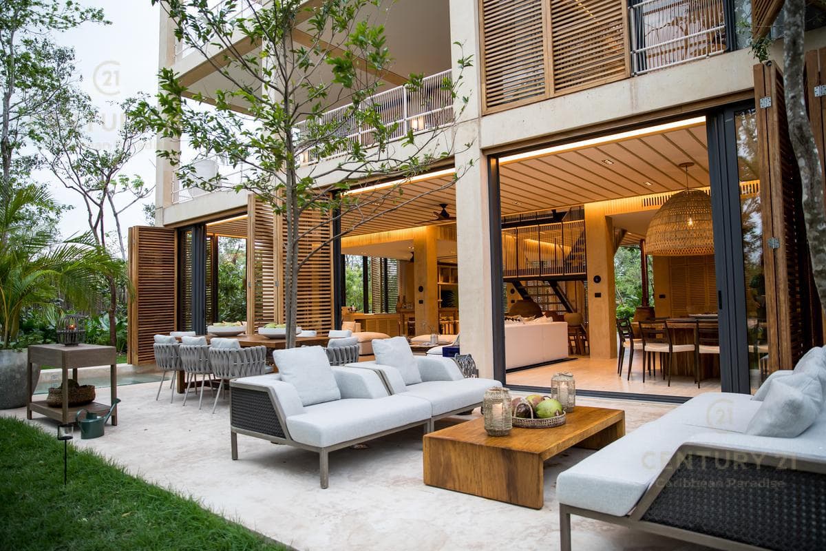 Increible casa en zona residencial prvilegiada de Playa del Carmen P3452