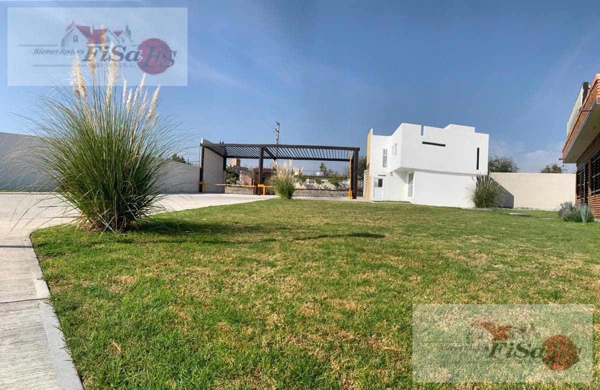 House - Condominium 95 Chabacanos