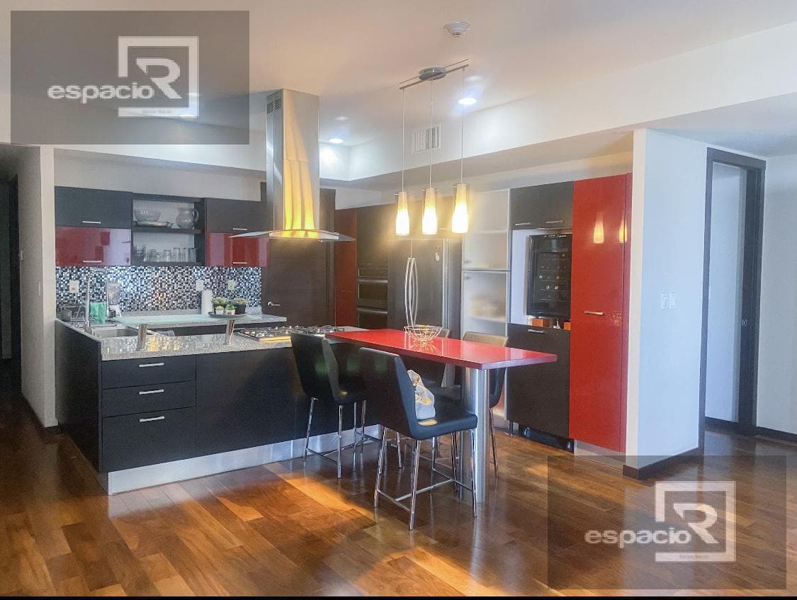 TWO-BEDROOM APARTMENT FOR SALE IN TORRE CENIT