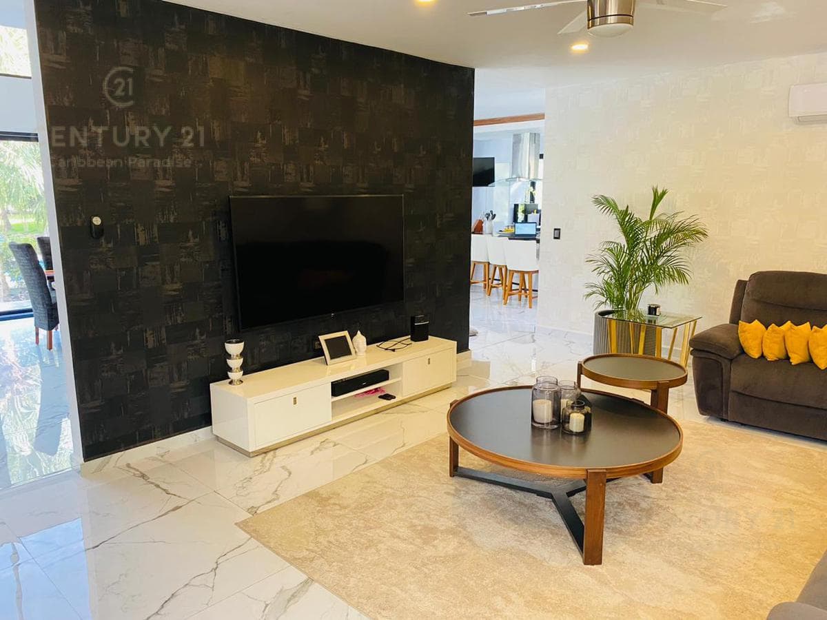 Wonderful House for Sale in Playacar, Playa del Carmen P3259