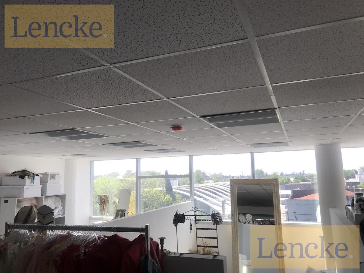 Lencke Vende - Excellent office with 4 parking spaces; a portion of the purchase price can be paid in kind
