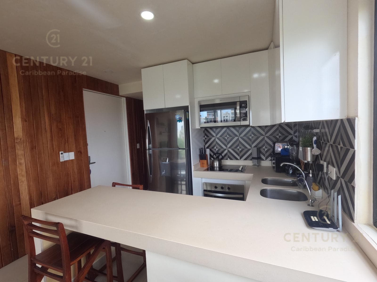 2-Bedroom Apartment for Sale, Ready for Immediate Move-In, Playa del Carmen P4158