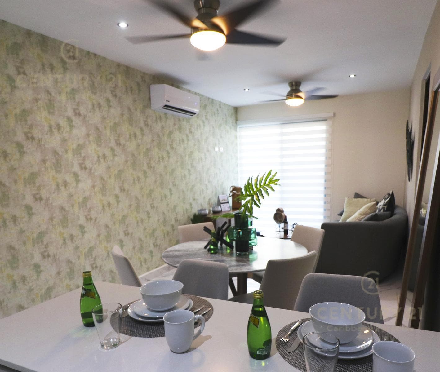 Apartment for Sale on Av. Huayacan C3777