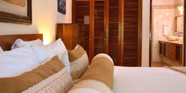 Departamento 2 Recámaras en Venta Porto Playa Playa del Carmen | Cerca de la Playa | P3654