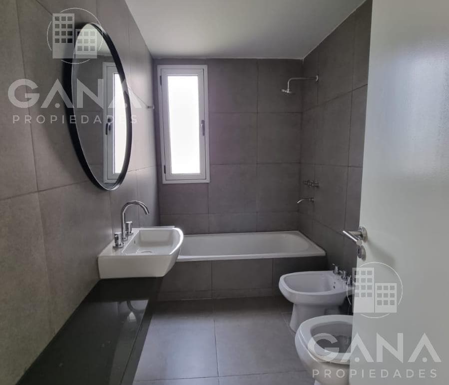 Apartment for Sale in Funes: 2 bedrooms - garage.