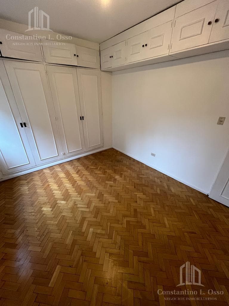 Apartment in Palermo - with a balcony - 4 rooms - for sale