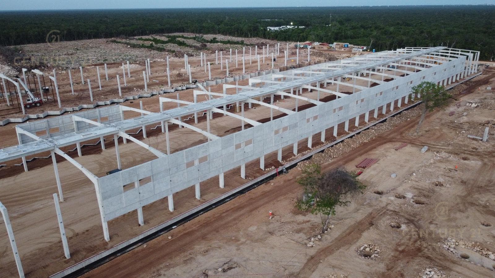 Bodegas en Venta en próxima Central de Abastos en Playa del Carmen P3395