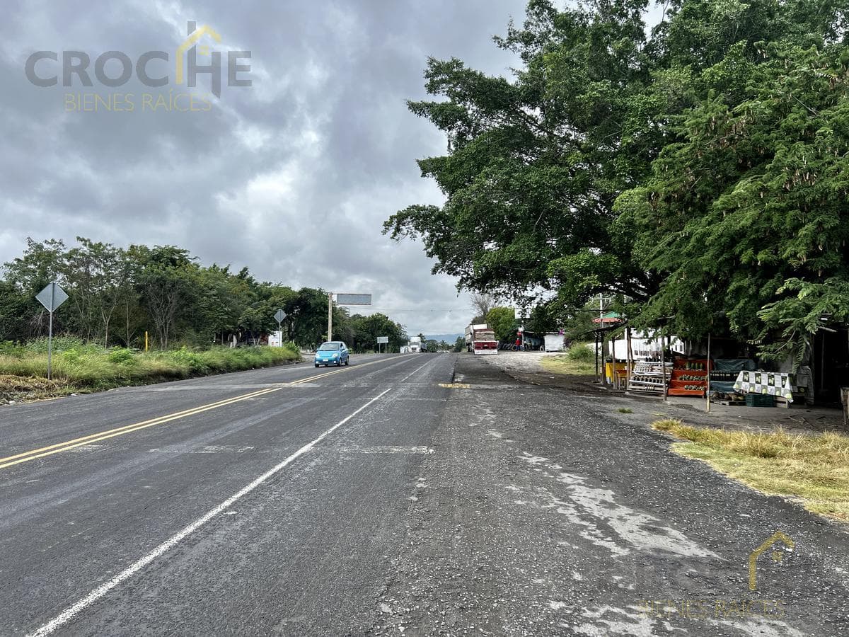 LAND FOR SALE IN LA BOCANA, VERACRUZ—EMILIANO ZAPATA, BESIDE THE HIGHWAY