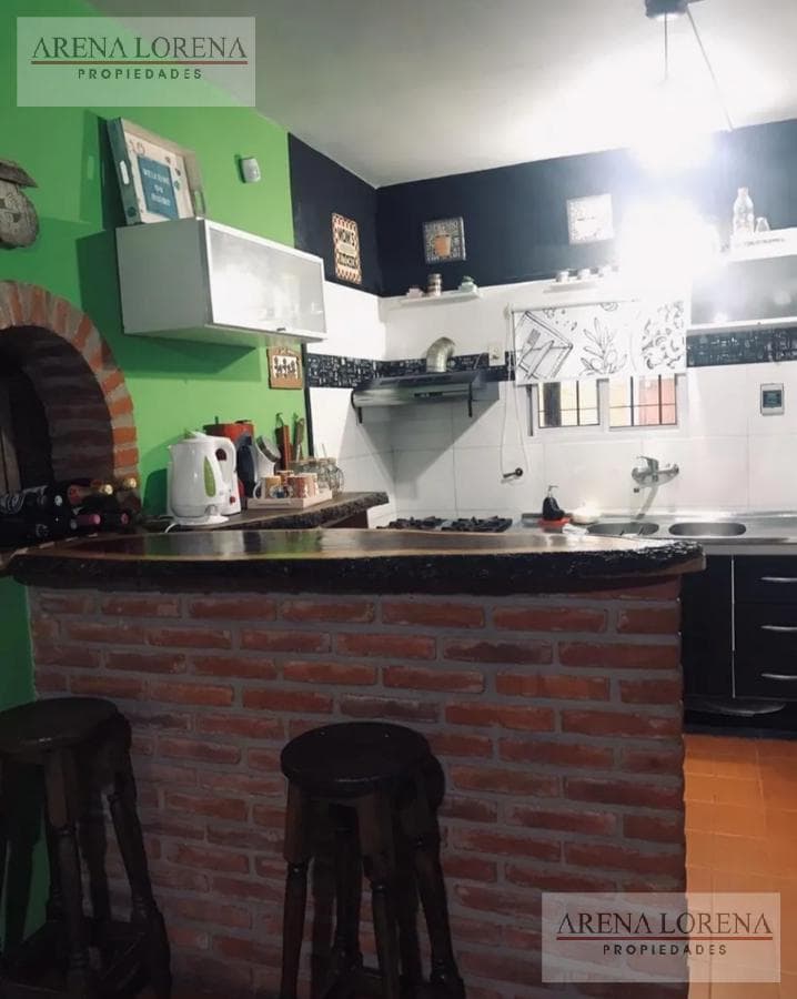 3-Bedroom House with Open Layout and Pool in the Parque Leloir Neighborhood