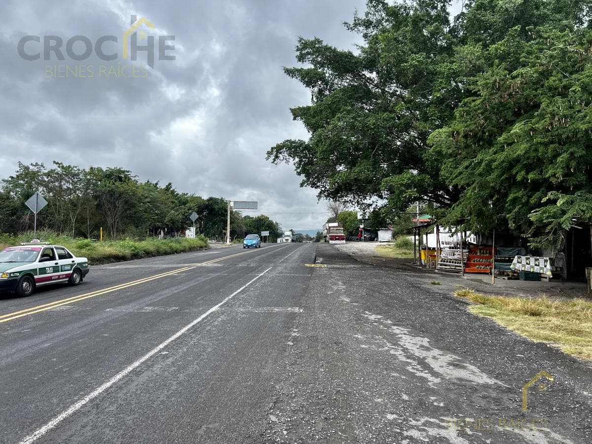 LAND FOR SALE IN LA BOCANA, VERACRUZ—EMILIANO ZAPATA, BESIDE THE HIGHWAY